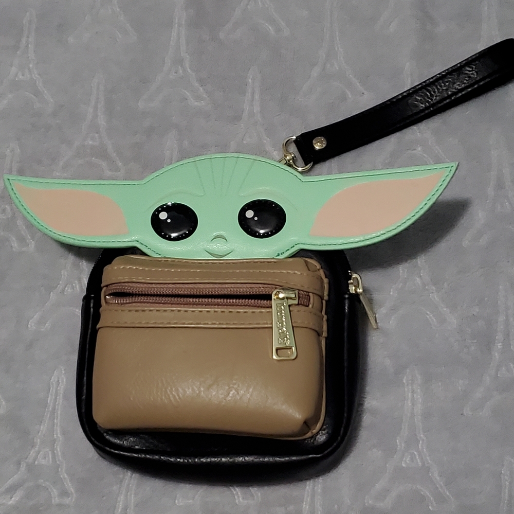 Star Wars x Loungefly Baby Yoda/Grogu Wristlet Belt Bag